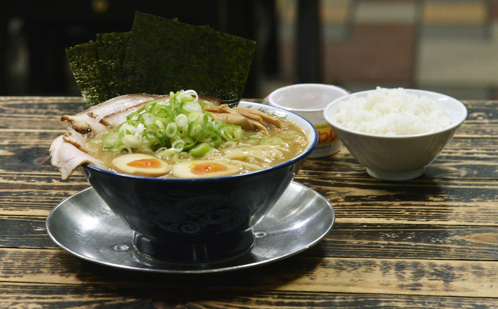 厳選煮干し＆こだわりの麺が、心もお腹も満たしてくれる一杯。